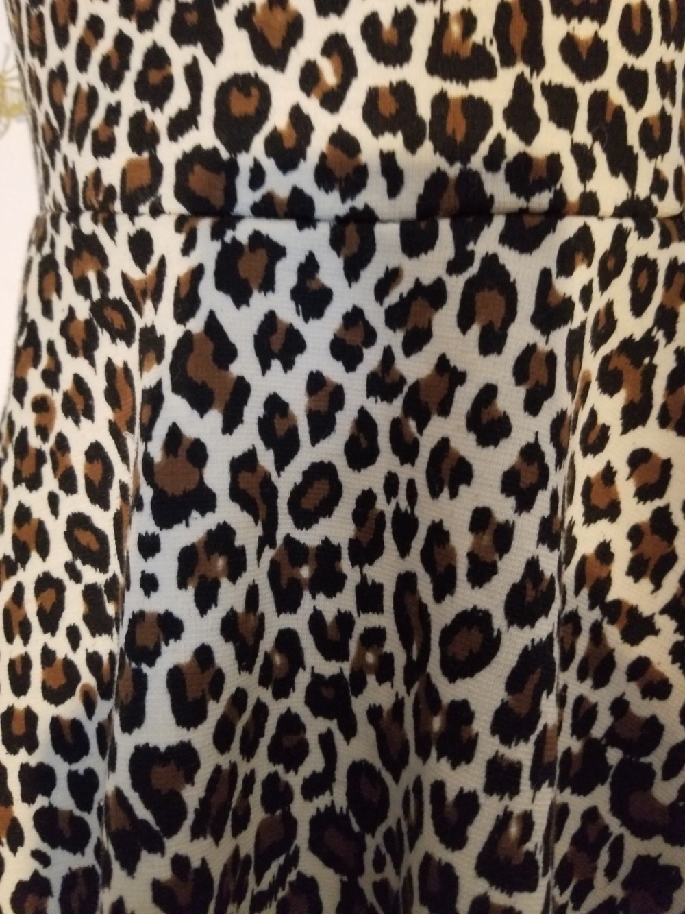 Pre-loved Charlotte Russe Cream Leopard Print Tank Top - Picture 5 of 6